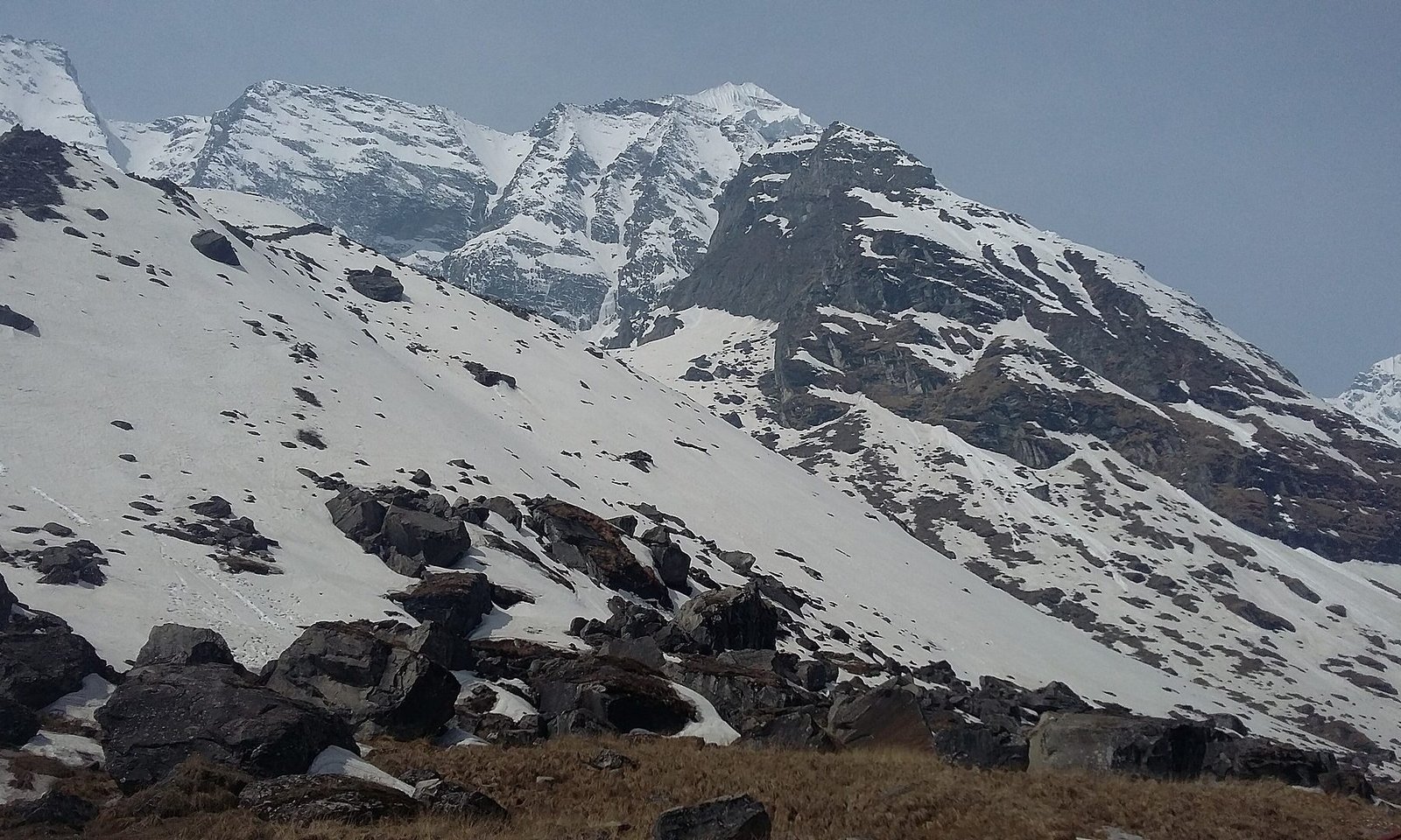 Annapurna Mountain Range 20160417 092801.jpg in Annapurna