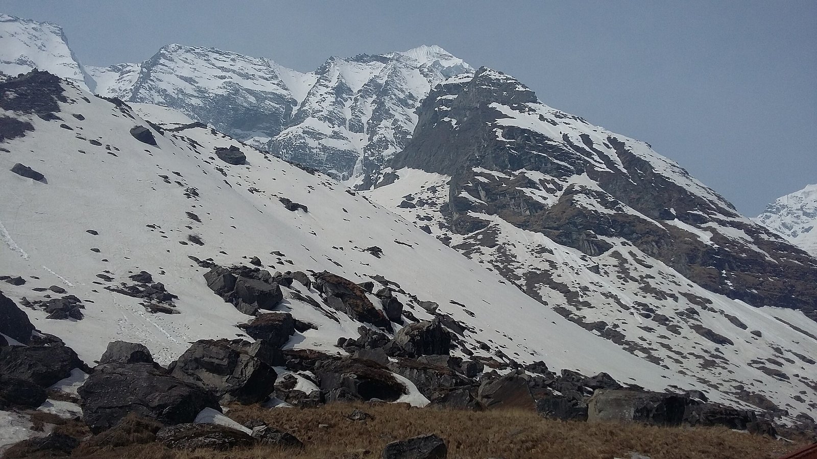 Annapurna Mountain Range 20160417 092801.jpg in Annapurna