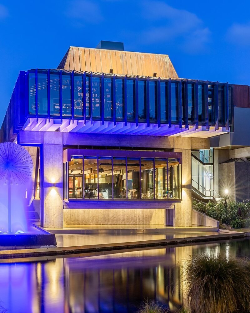 Christchurch Travel Guide: Costs & 5-Day Itinerary