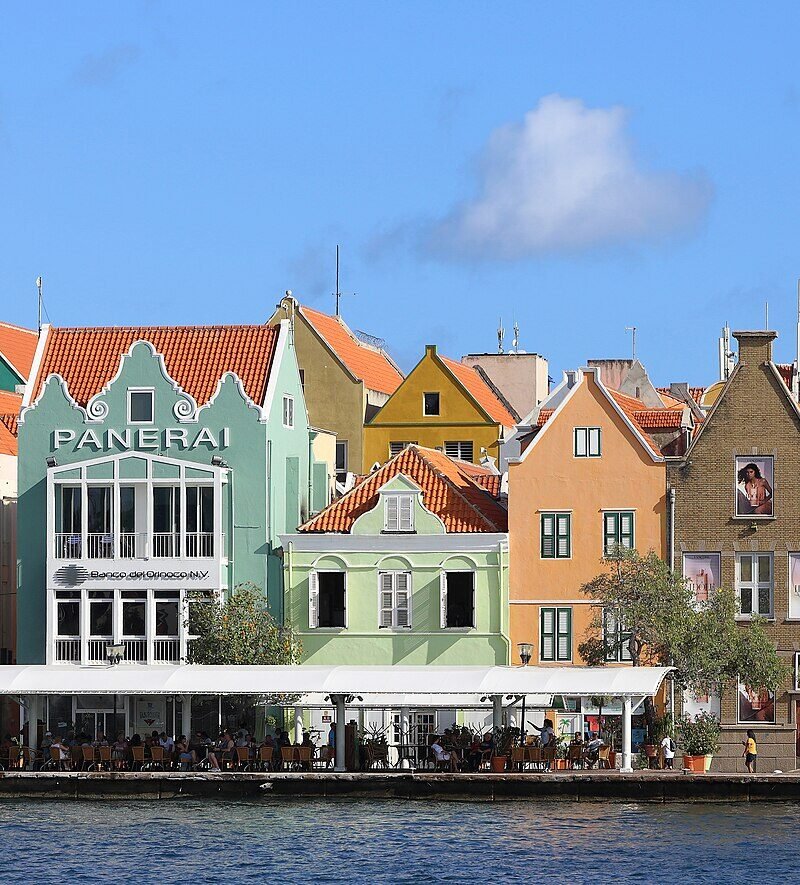 Curaçao Travel Guide: Beaches, Costs, Best Areas & 7-Day Plan