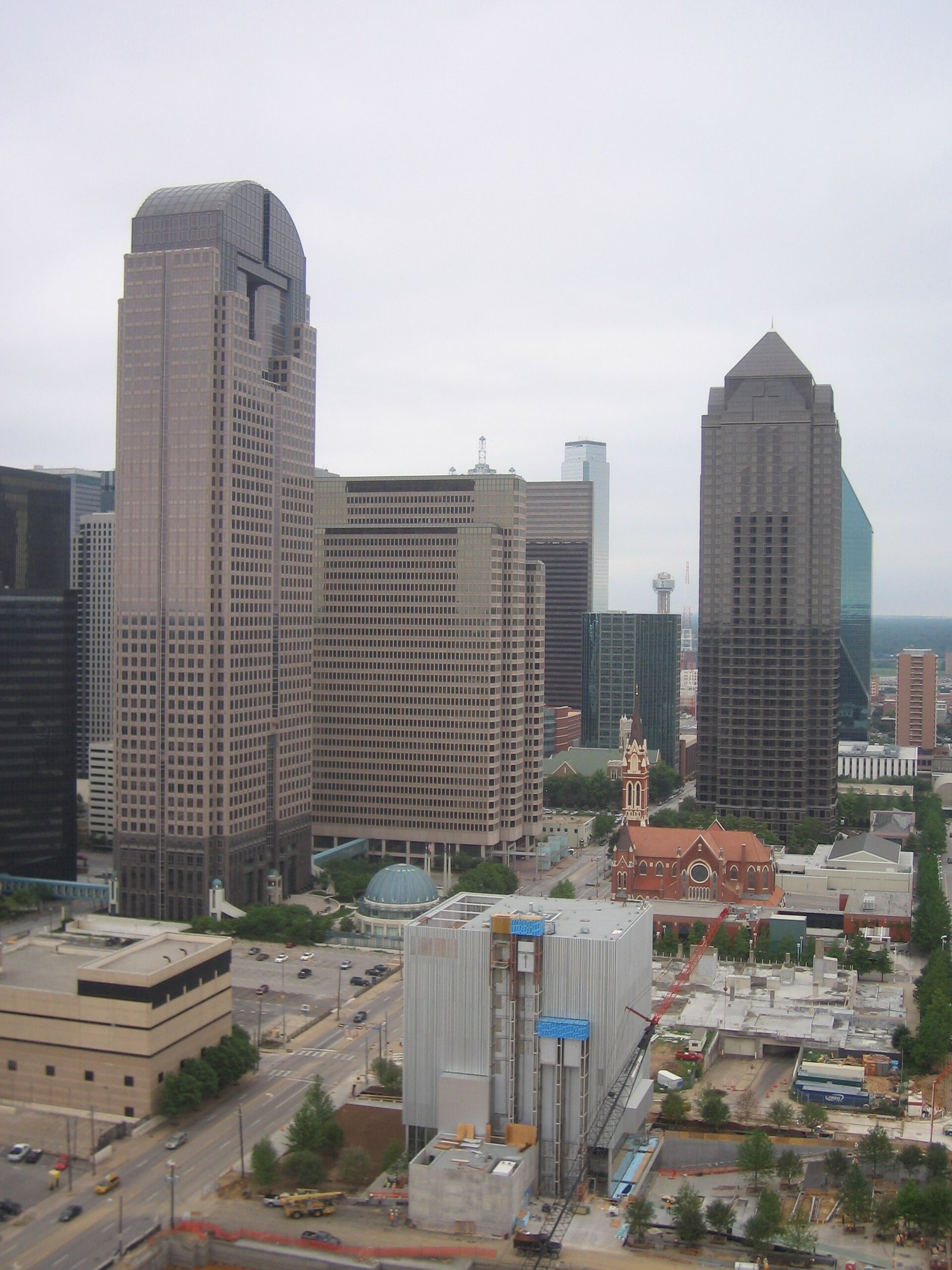Architecture and public spaces in the Dallas Arts District