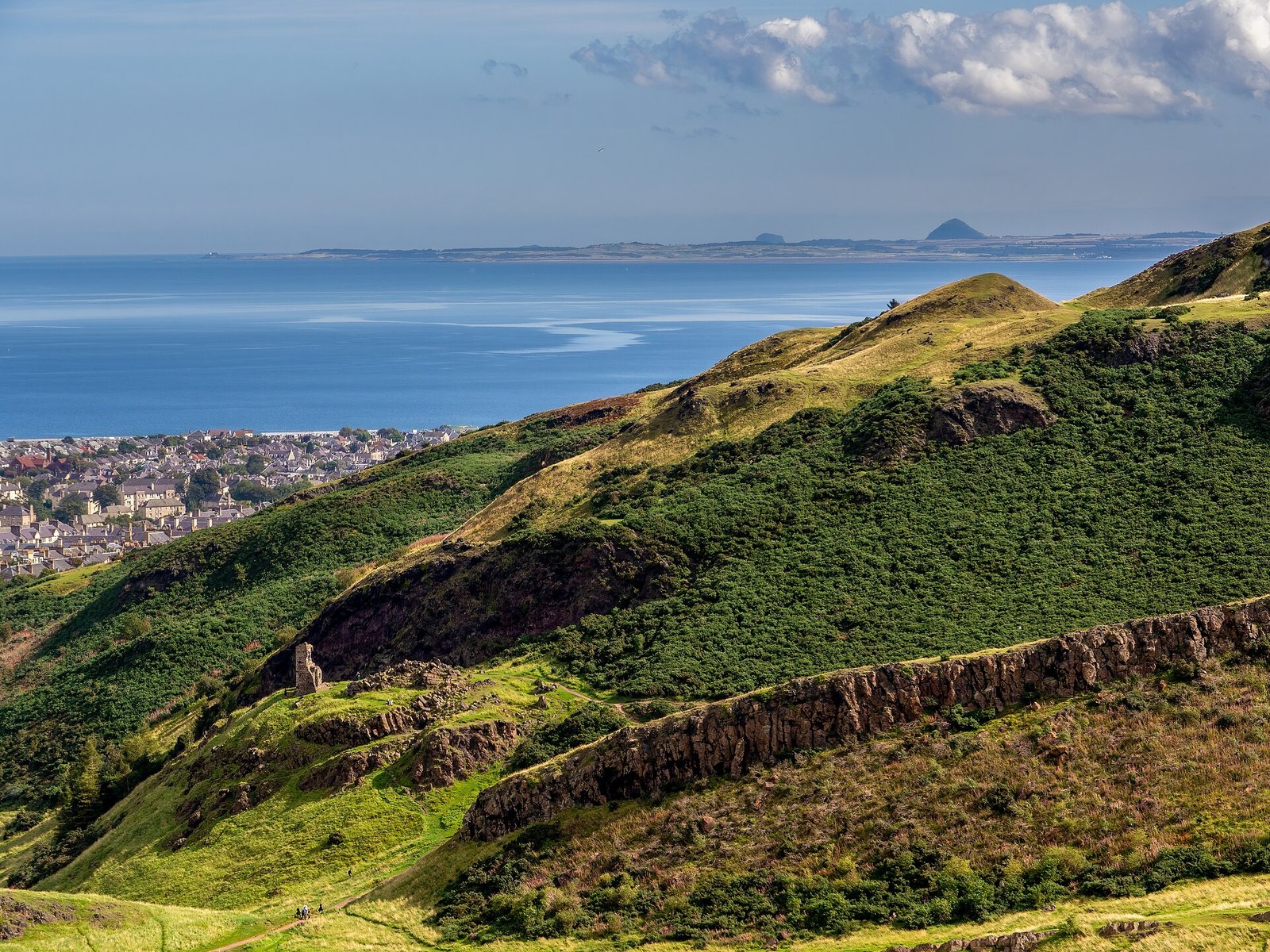 View over Edinburgh from Arthur's Seat