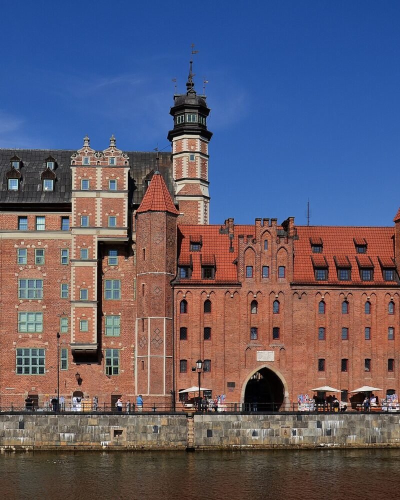 Gdańsk Travel Guide: History, Costs & 4-Day Itinerary