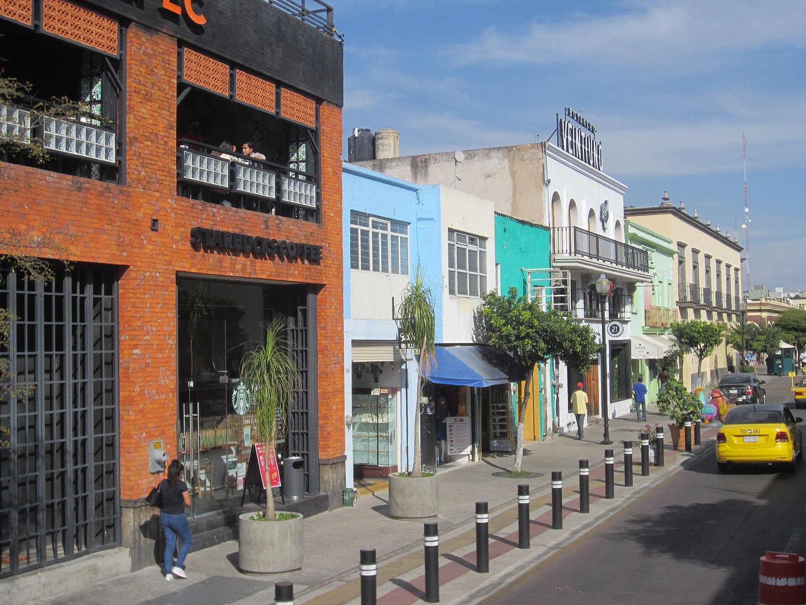 Colorful pedestrian street in Tlaquepaque