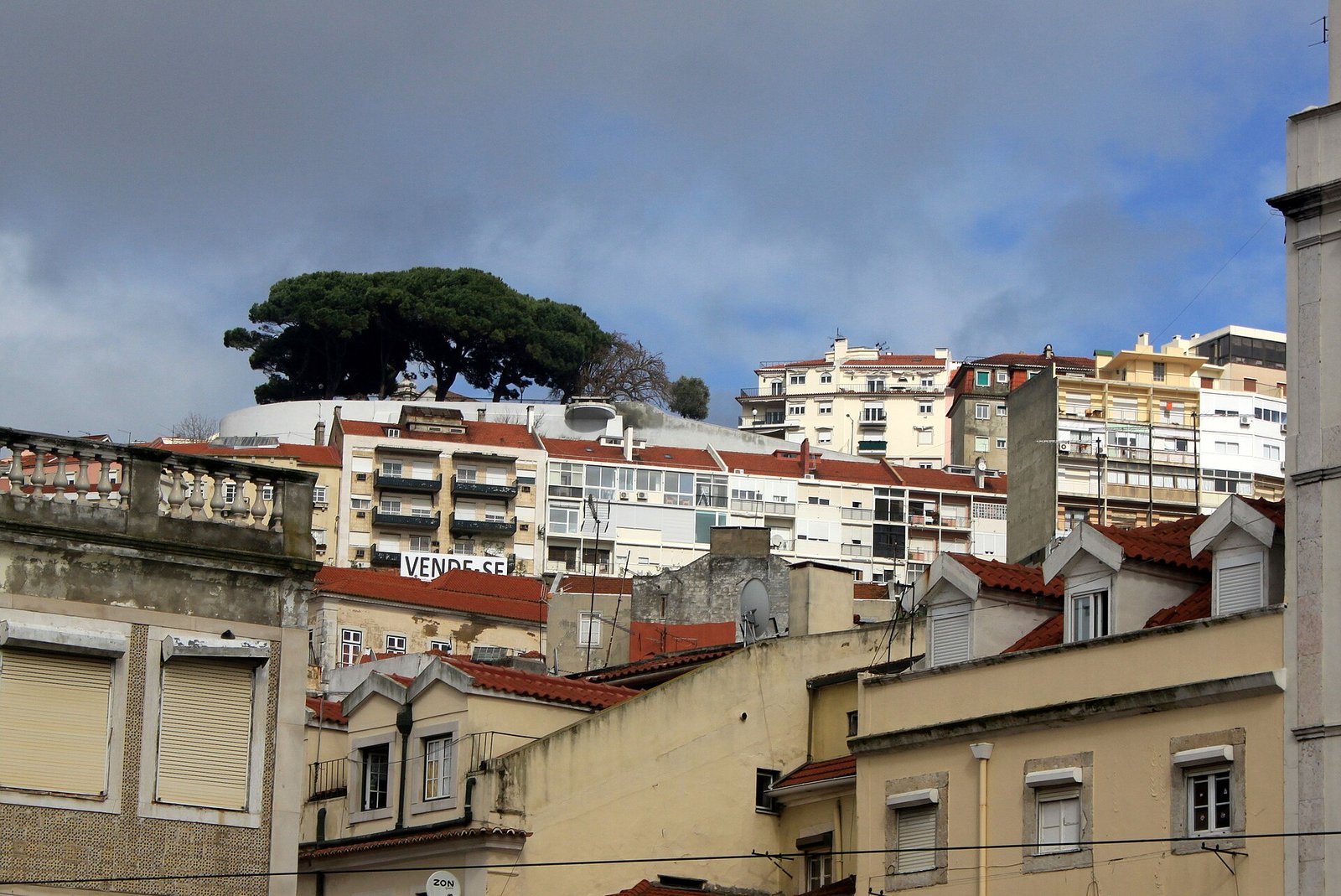 Portugal, Lisbon - skyline (8588522505).jpg in Lisbon