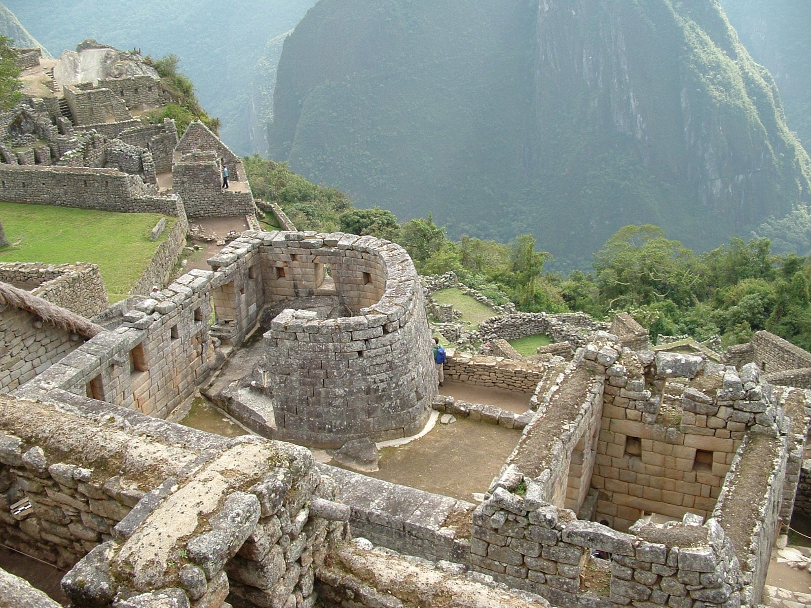 Machupicchu intihuatana.JPG in Machu Picchu & Cusco