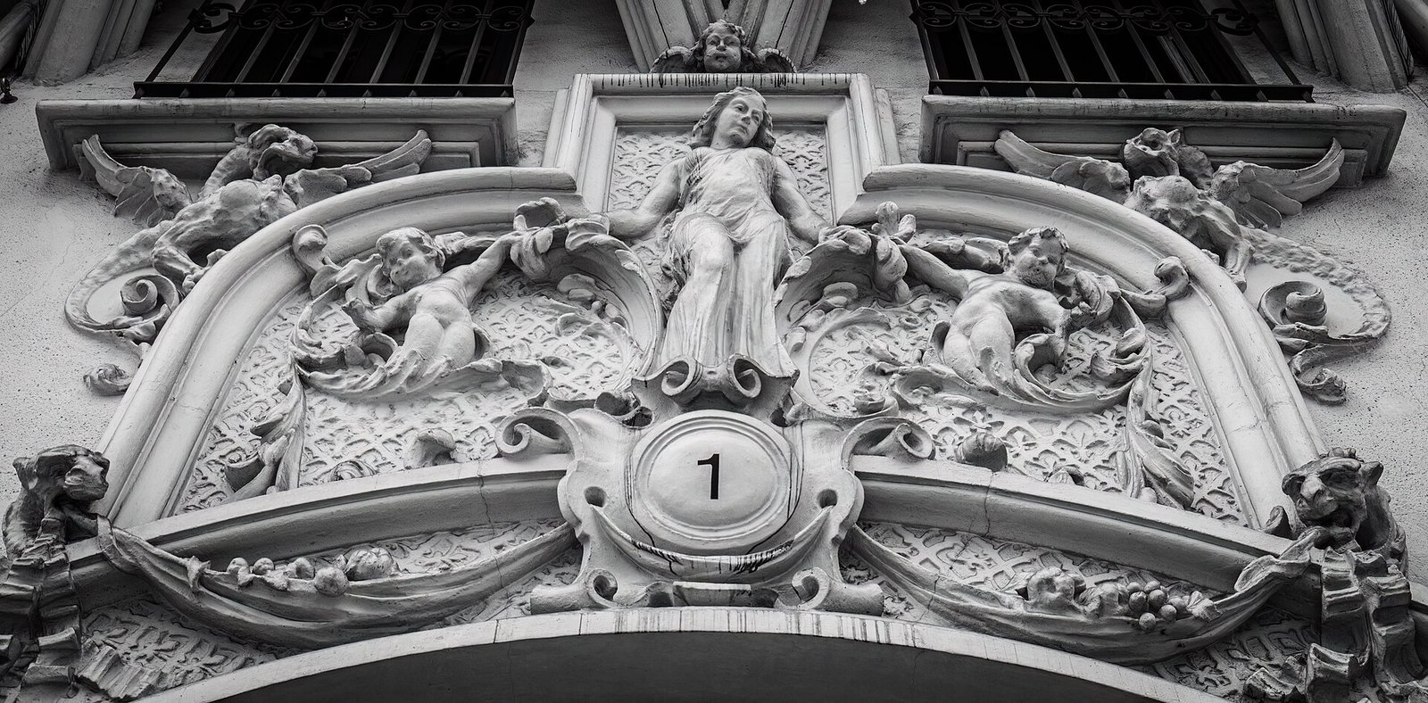 Grand architecture along Madrid's Gran Vía