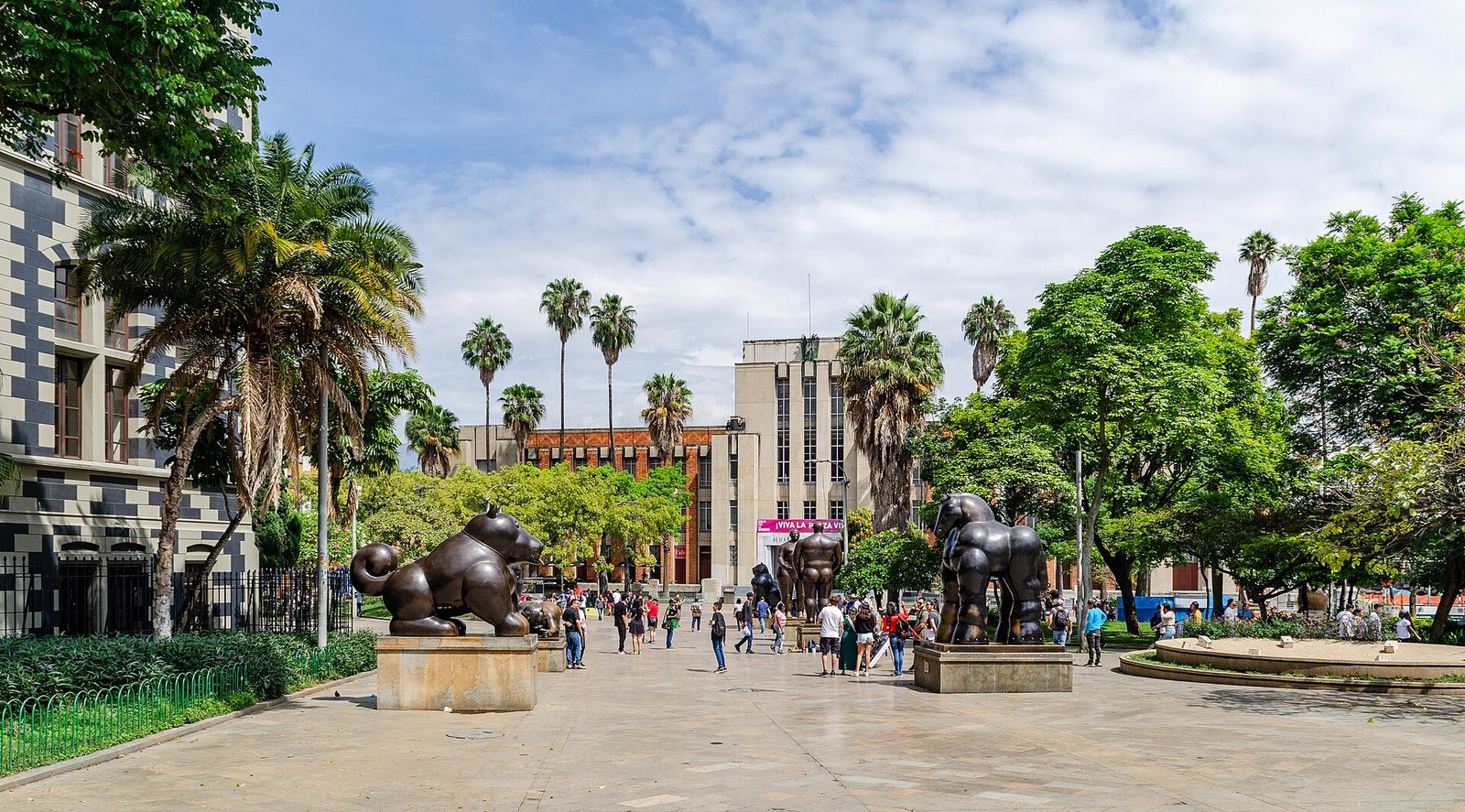 Sculptures in Plaza Botero