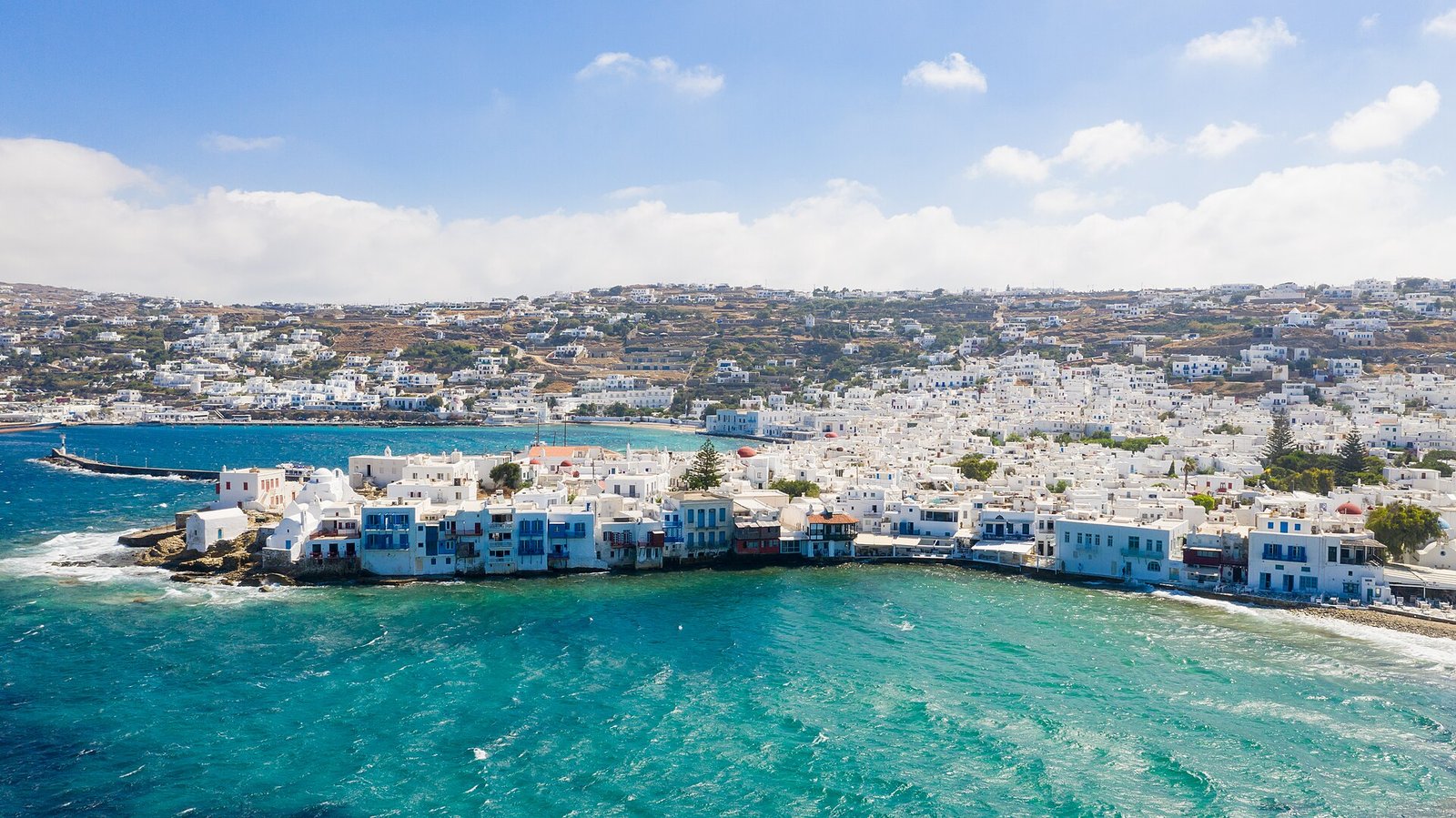 Buildings on the coast in the neighborhood Little Venice ... in Mykonos