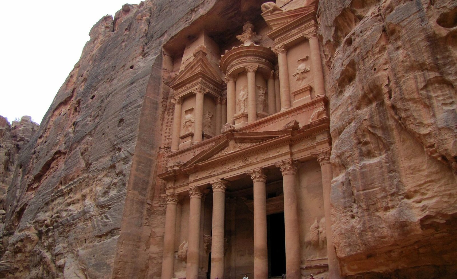 Al Khazneh, the Treasury, in Petra, Jordan