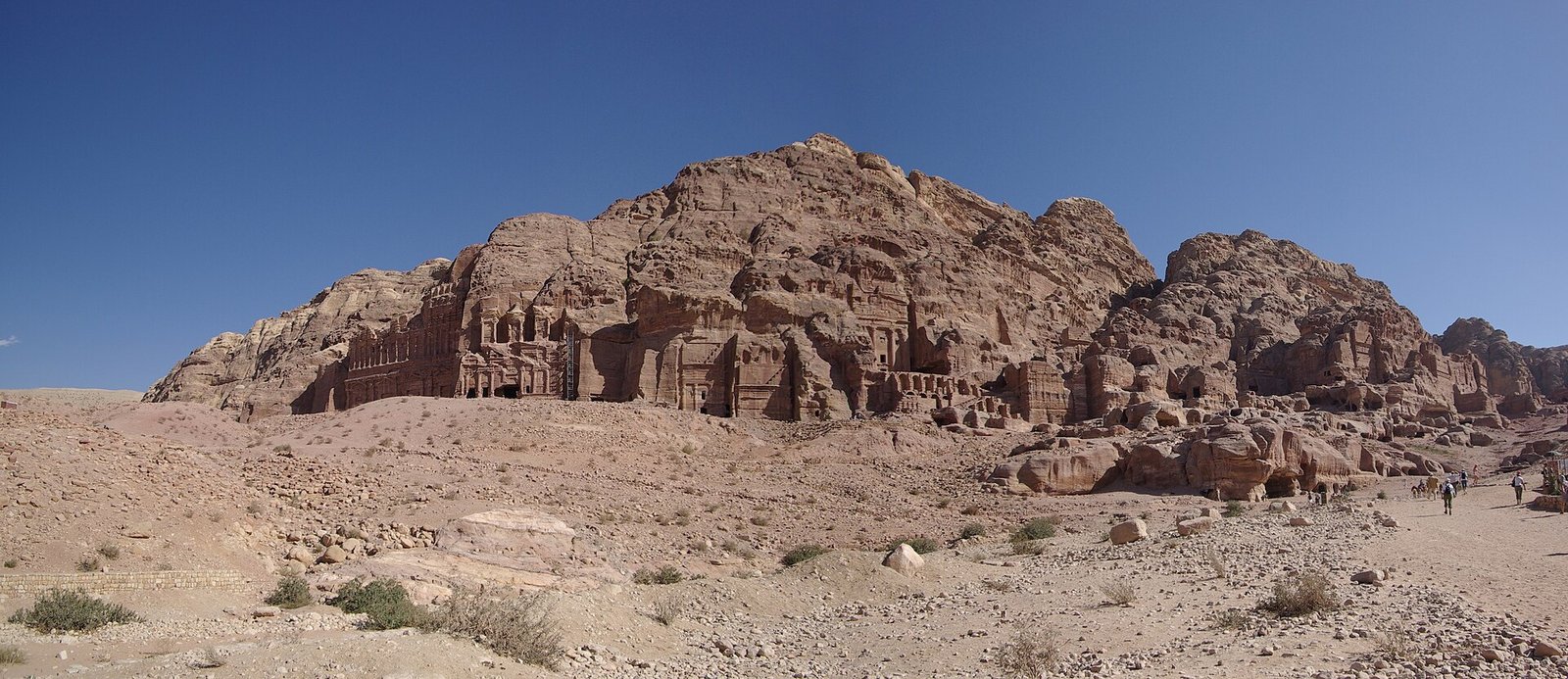 Petra Jordan BW 34.JPG in Petra