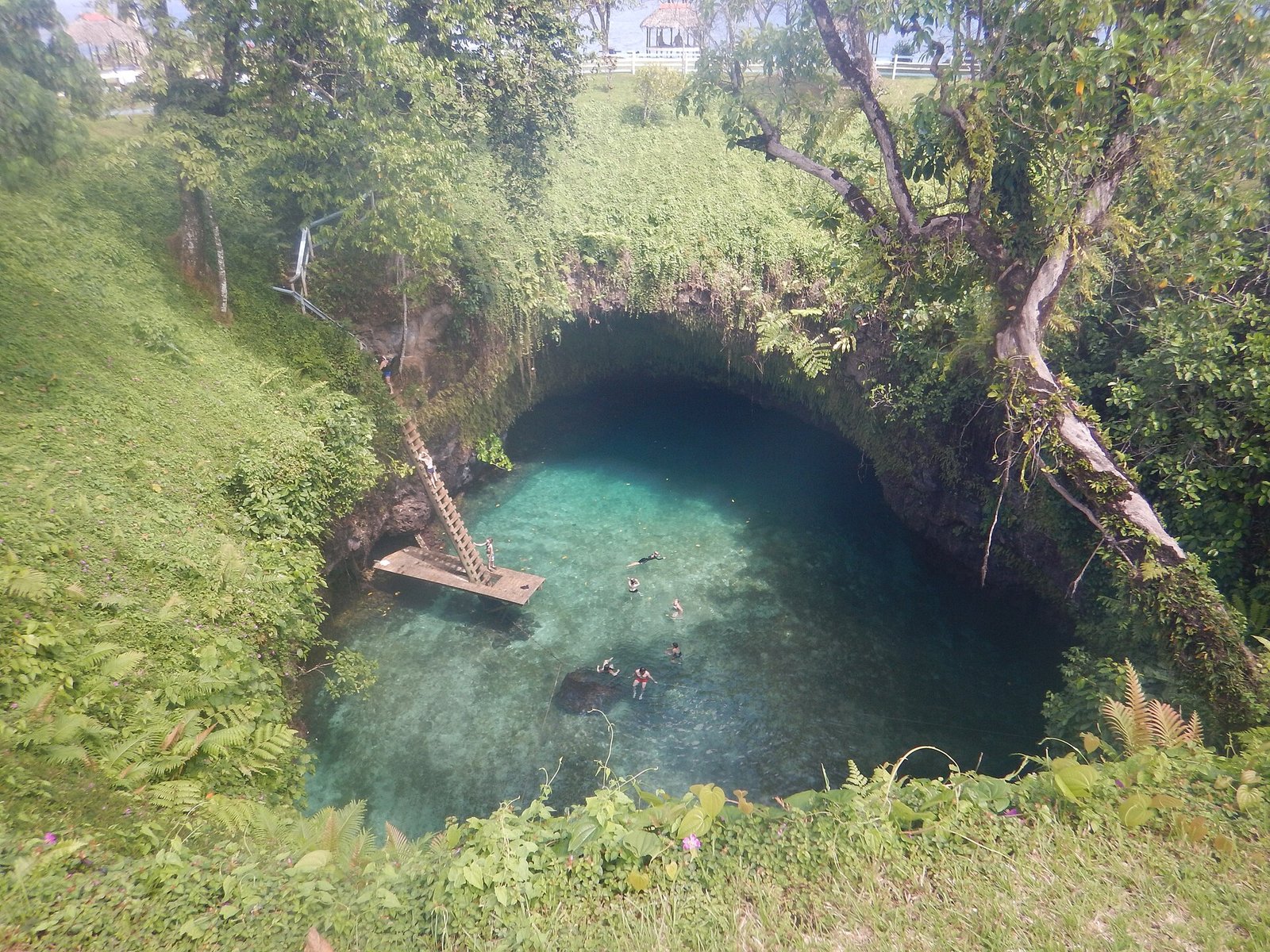 Blue water inside To Sua Ocean Trench