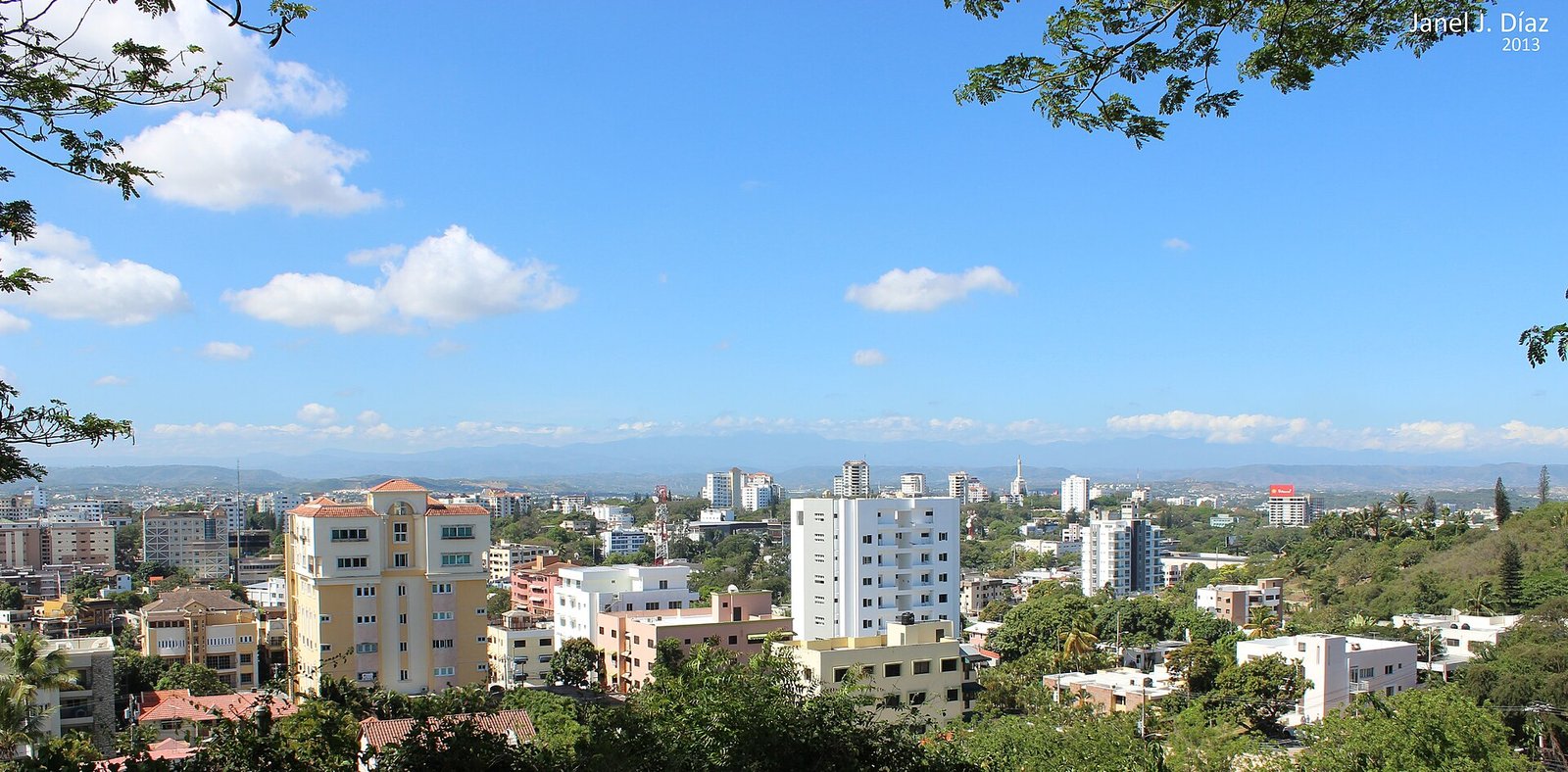 City view across Santiago de los Caballeros