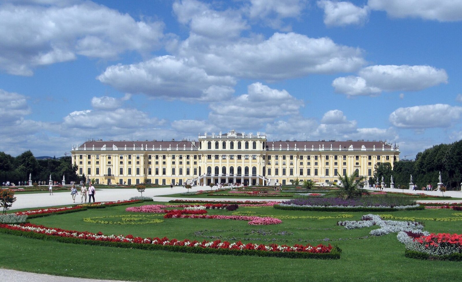 Schönbrunn Palace, Vienna.JPG in Vienna