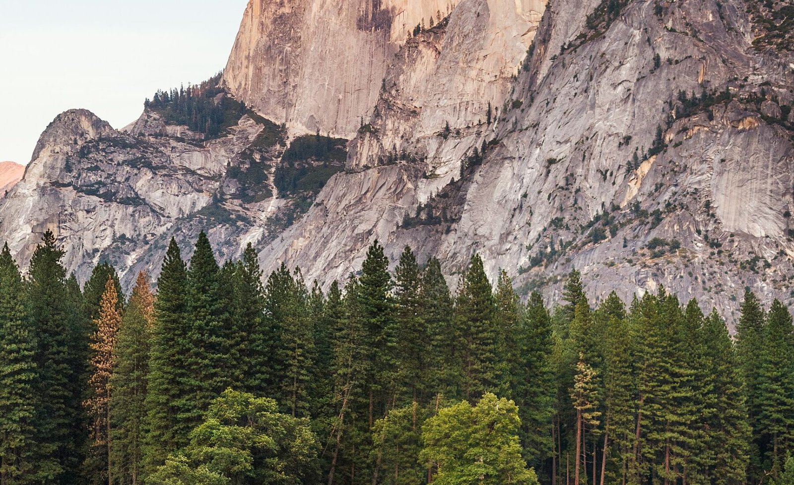 Yosemite Valley, United States (Unsplash UCd78vfC8vU ... in Yosemite National Park